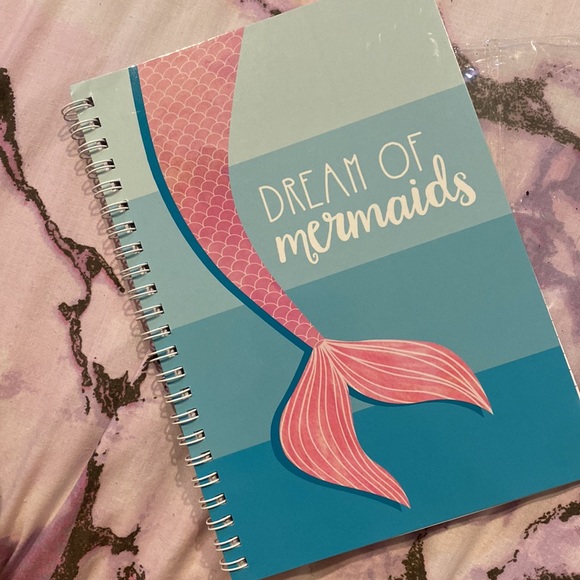Notebook with mermaid design - Picture 3 of 3